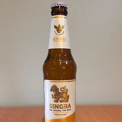 シンハービールの瓶
