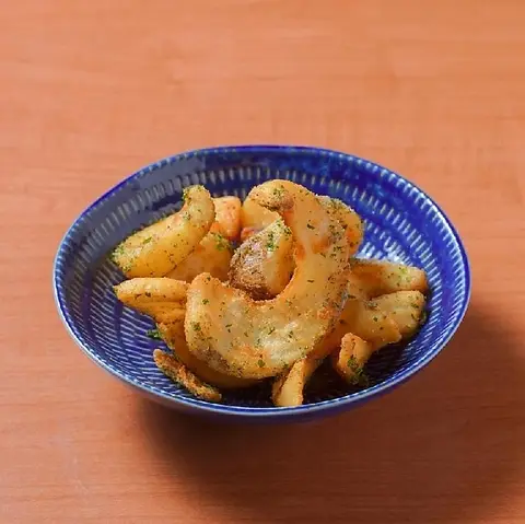 のり塩をまぶしたポテトフライ